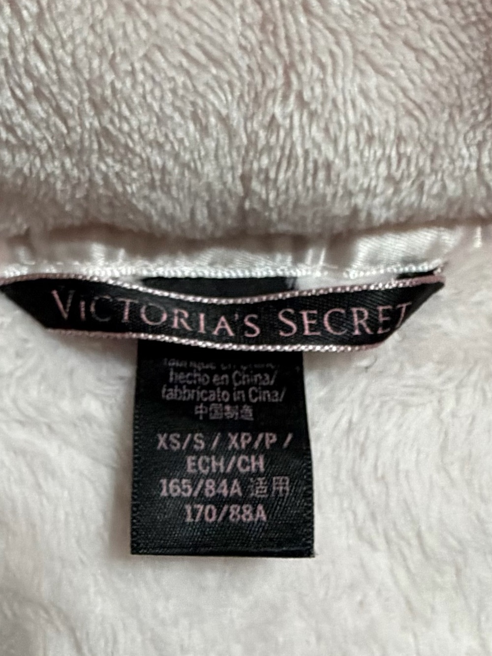 Victoria Secret Robe - Picture 3 of 5